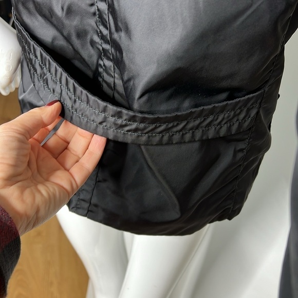 Prada Sz 38 Lightly Padded Black Structured Button Blazer Jacket - Picture 6 of 12